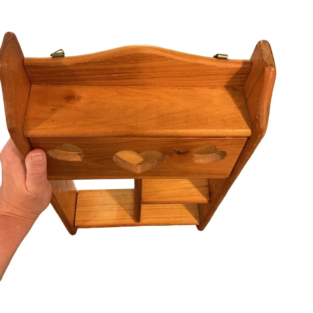 Vintage Wood Heart Cutout Wall Shelf 3 Pegs Country Cottagecore Organizer 17.5in
